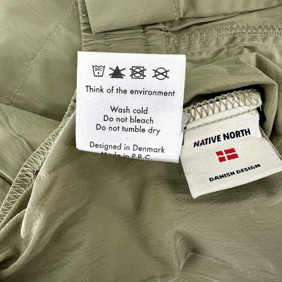 Native North nylon tech shorts Size 34 - Picture 4 of 9